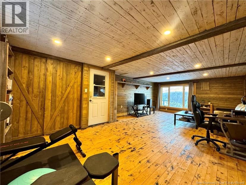 5502 Centrale Street — photo 8 of 31