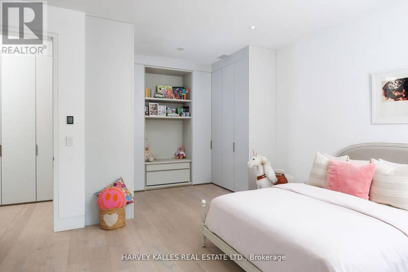 5 Dewbourne Avenue — photo 32 of 40