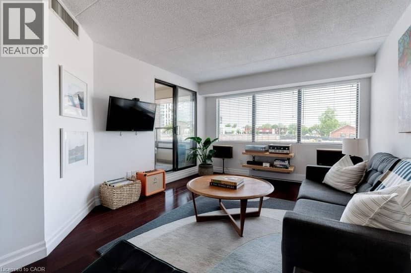 100 BRONTE Road Unit# 214 — photo 13 of 33