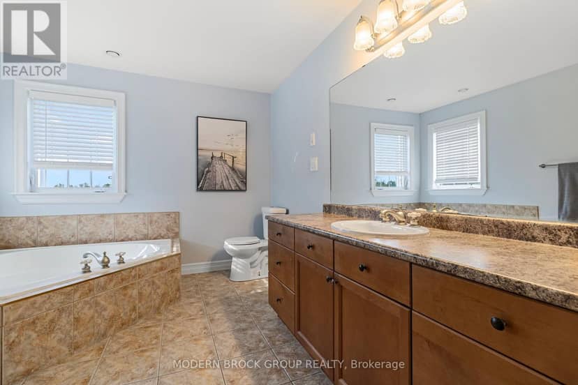 1000 Crestwood Drive — photo 26 of 40