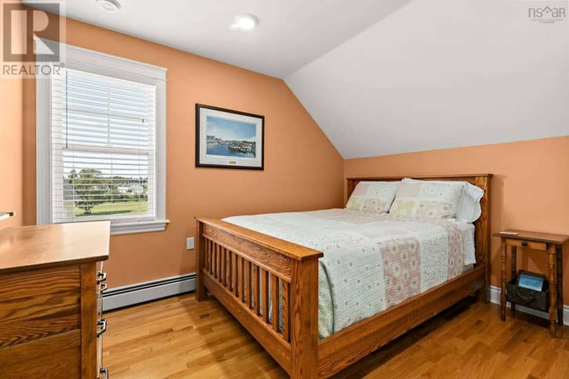 784 Shore Road — photo 31 of 40