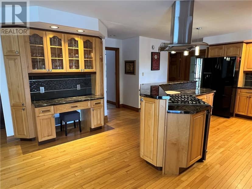 18 Goegan Road — photo 9 of 40