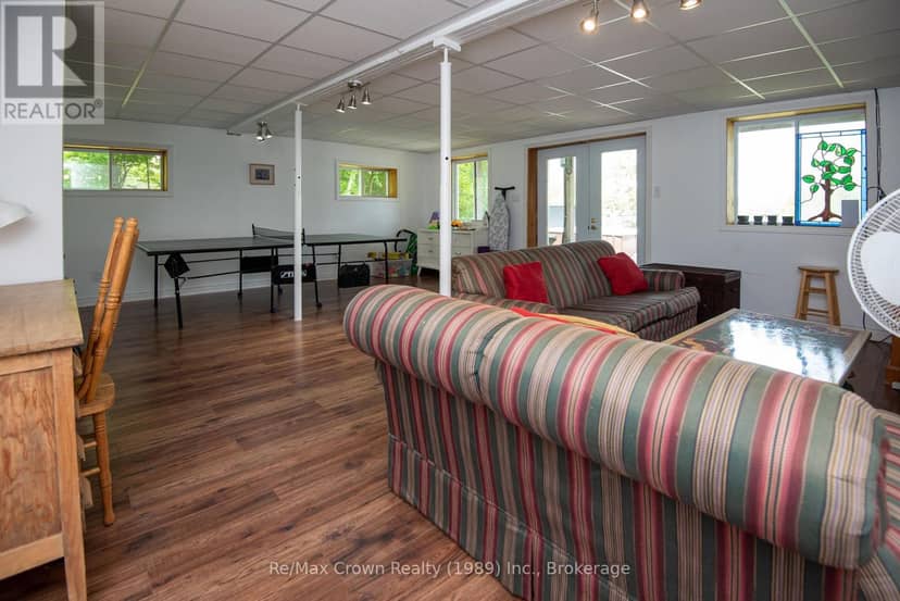 294 Everett Drive — photo 30 of 40