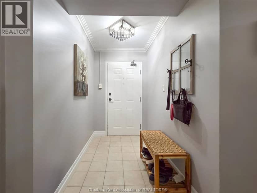 10 Van Allen Avenue — photo 21 of 40