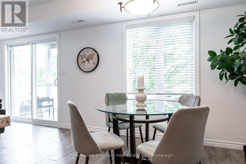 4 - 148 Borden Street — photo 15 of 34