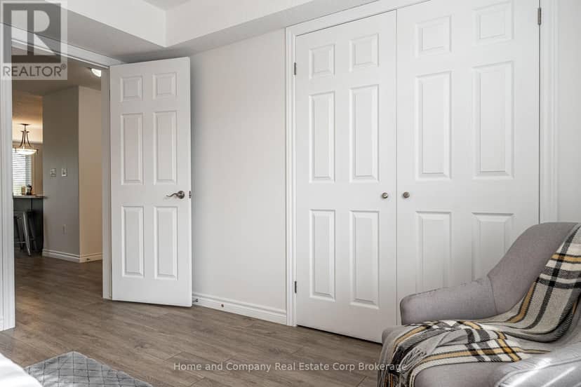 4 - 148 Borden Street — photo 19 of 34
