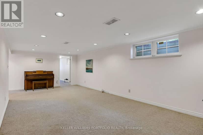29 Winlock Park — photo 21 of 30