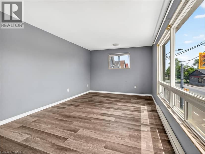 478 EAST MAIN Street — photo 10 of 35