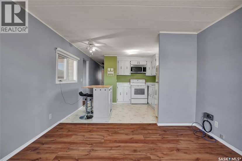 82 2nd STREET, Osler, photo 4