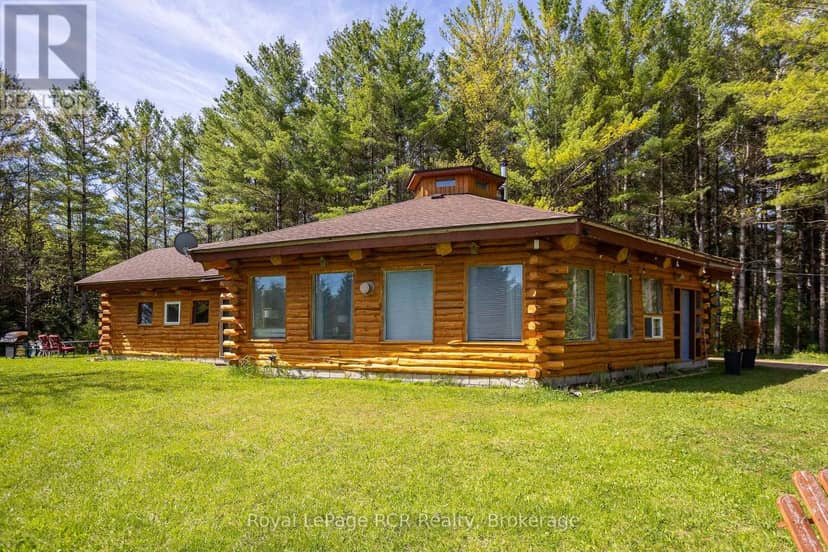 776318 Highway 10 — photo 4 of 39