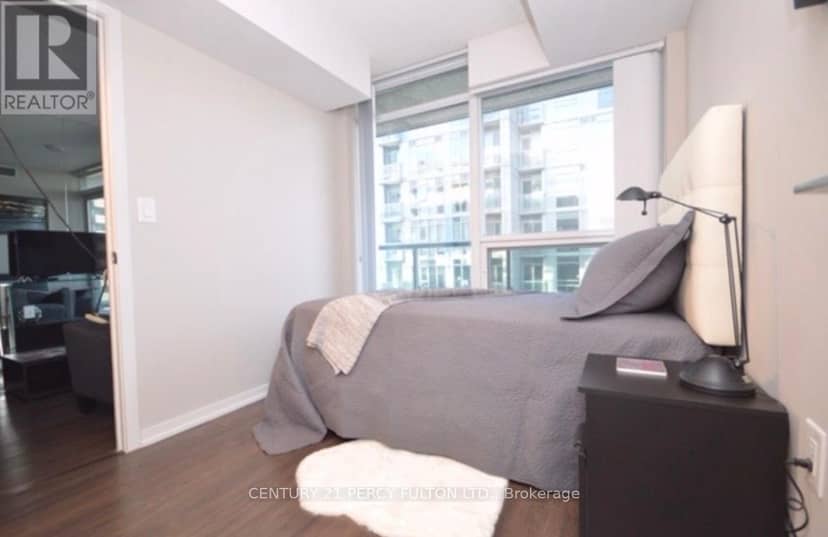 1816 - 36 Lisgar Street — photo 10 of 25