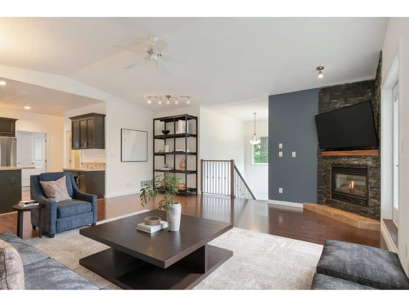 34028 WALNUT AVENUE, Abbotsford, photo 3