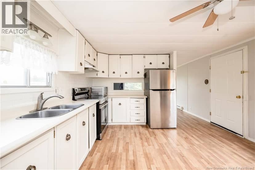 28 Raworth Avenue — photo 8 of 40