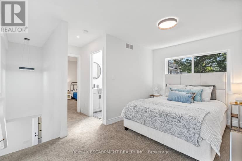 168 Carlton Street — photo 20 of 34