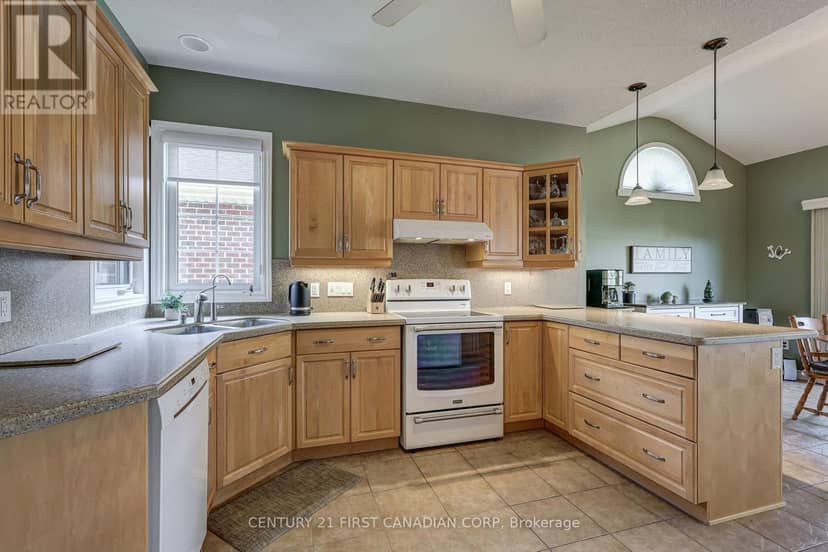 11 - 101 Southgate Parkway — photo 15 of 40