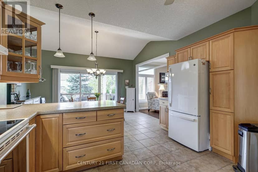 11 - 101 Southgate Parkway — photo 17 of 40