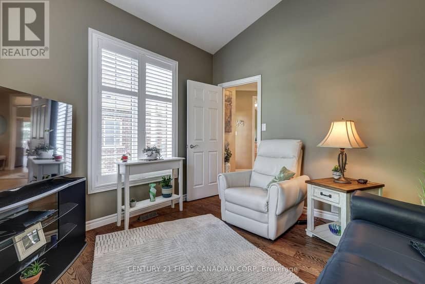 11 - 101 Southgate Parkway — photo 26 of 40