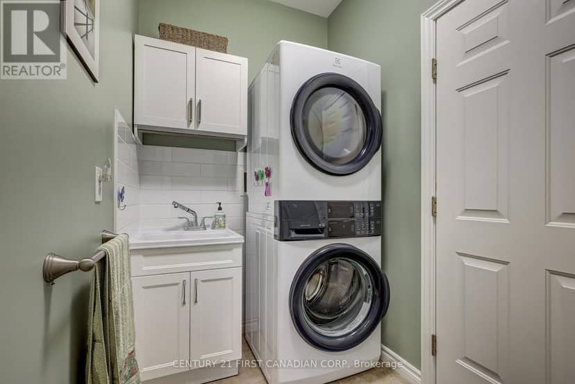 11 - 101 Southgate Parkway — photo 28 of 40