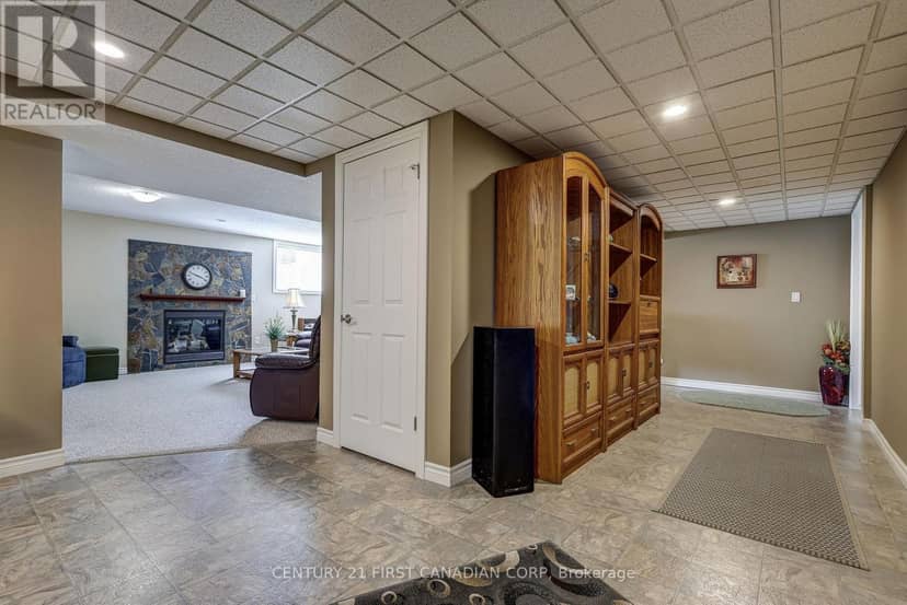 11 - 101 Southgate Parkway — photo 34 of 40