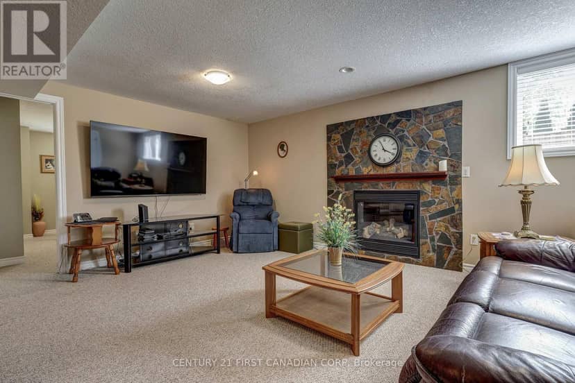 11 - 101 Southgate Parkway — photo 36 of 40