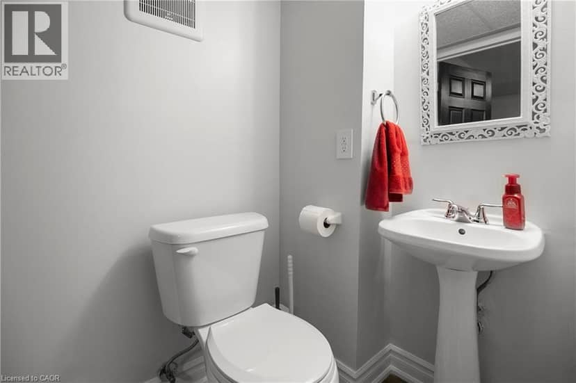 876 GOLF LINKS Road Unit# 16 — photo 32 of 35