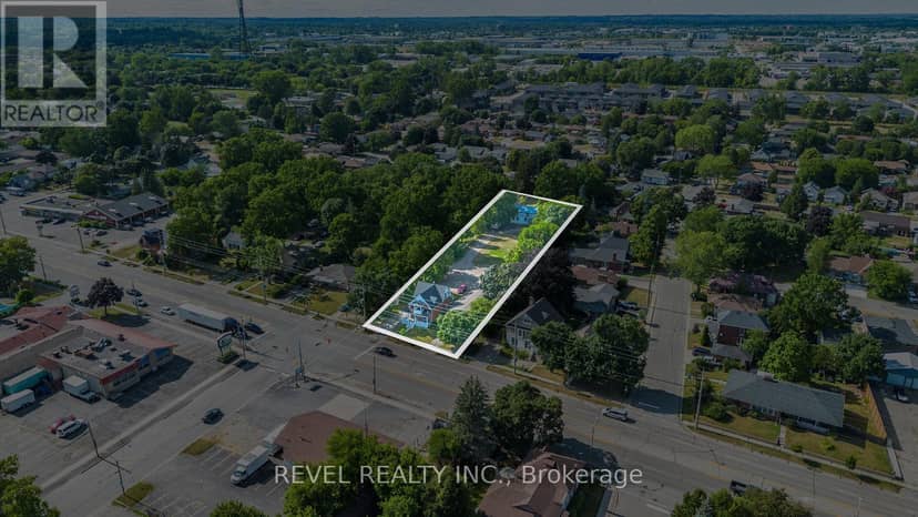 816 Colborne Street E — photo 1 of 18
