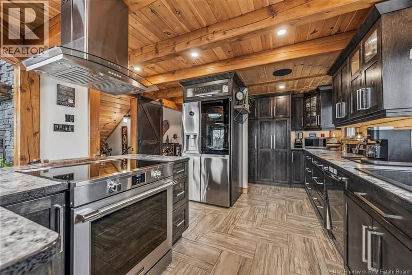 31 Clear View Road — photo 9 of 40