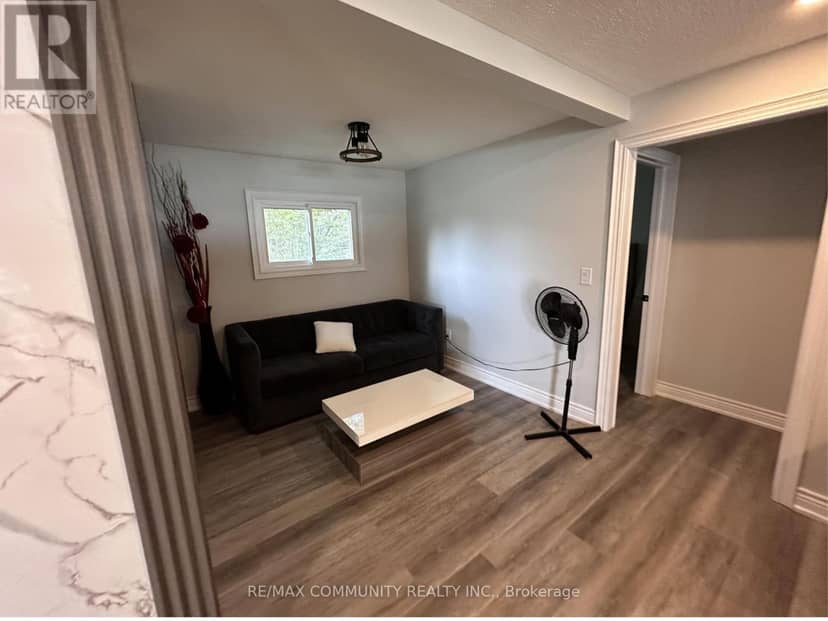 3 Hillside Drive — photo 11 of 12