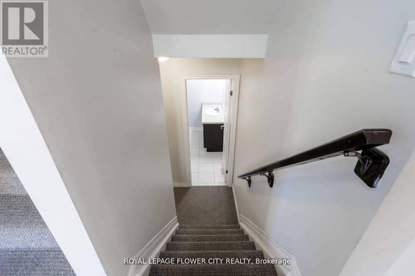 146 Winterberry Boulevard — photo 10 of 22