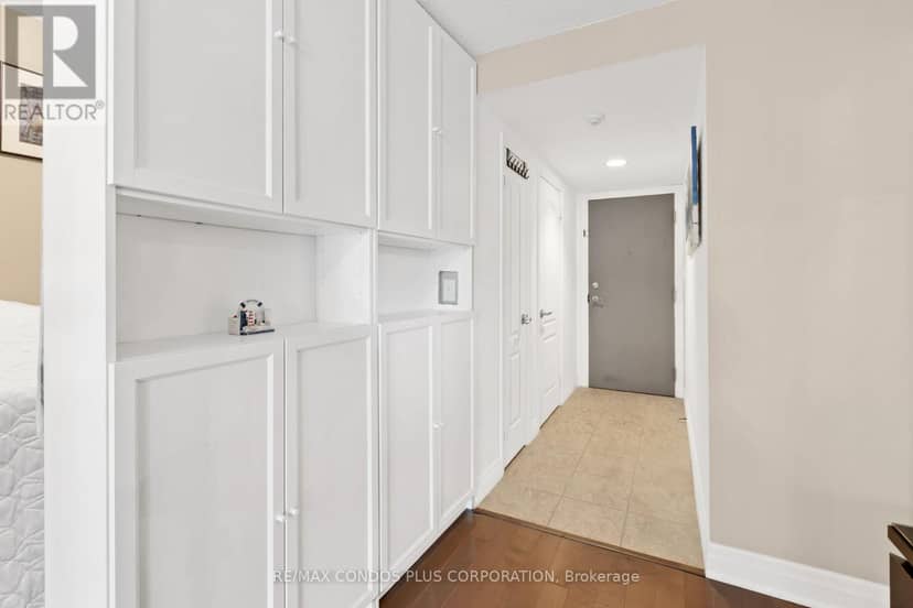 317 - 2119 Lake Shore Boulevard W — photo 3 of 32