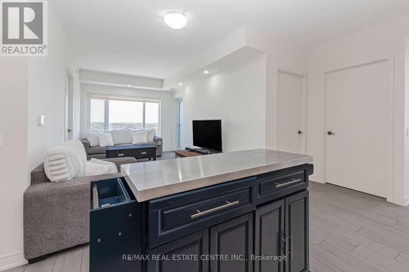 1402 - 8010 Derry Road — photo 15 of 39