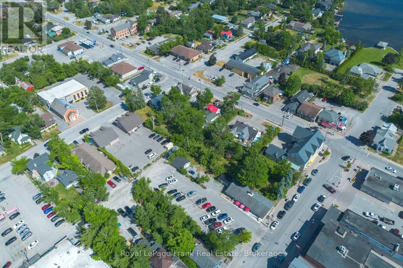 84 Bolton And William Street — photo 3 of 21