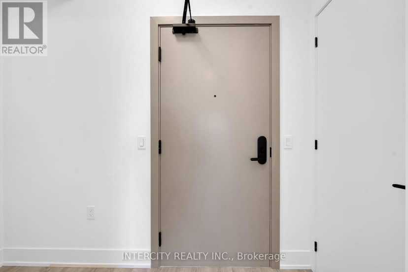 326 - 2075 King Road — photo 9 of 40