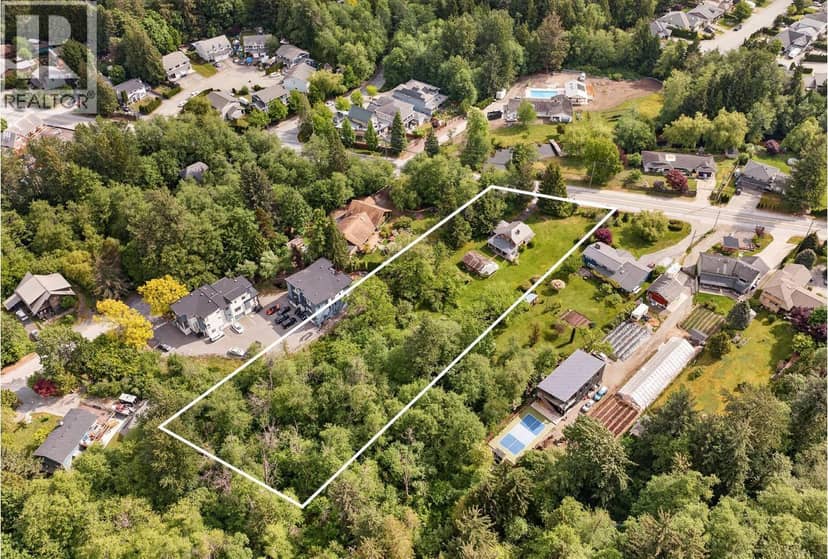 41591 GOVERNMENT ROAD, Squamish