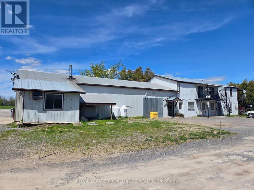 323 Dundas Street E, Quinte West, photo 4