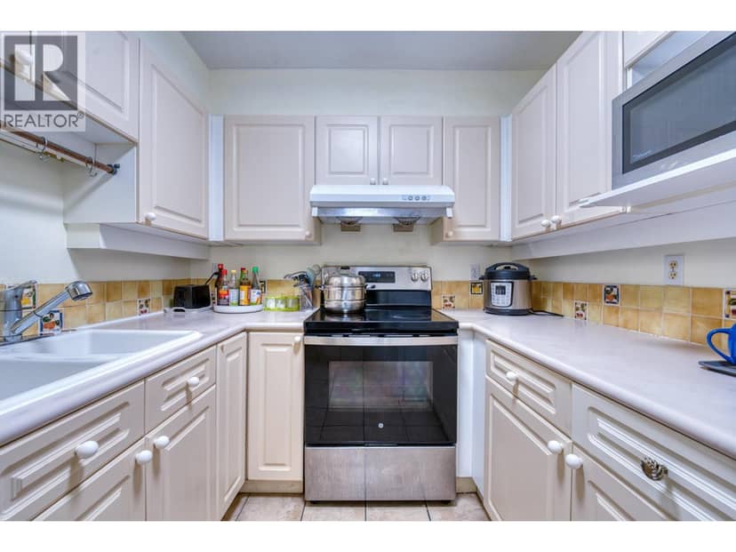 207 3738 NORFOLK STREET, Burnaby, photo 7