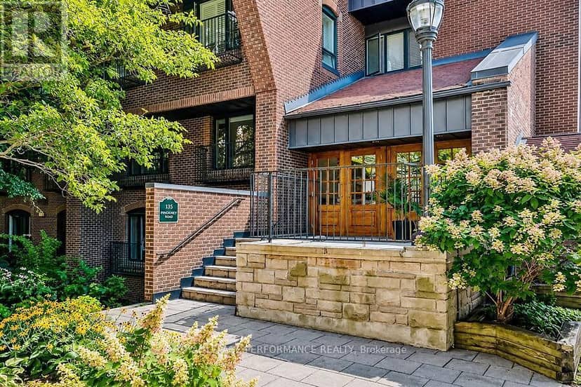 10 - 135 Springfield Road, Ottawa, photo 2
