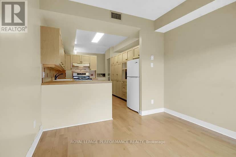 10 - 135 Springfield Road — photo 21 of 40