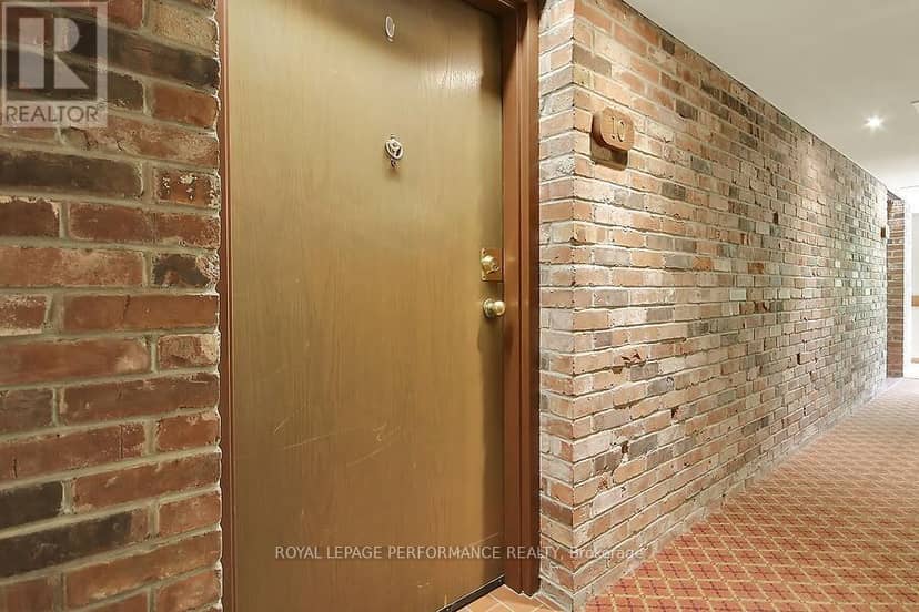 10 - 135 Springfield Road, Ottawa, photo 3