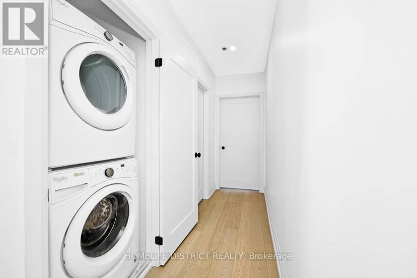 243 Niagara Street — photo 14 of 15