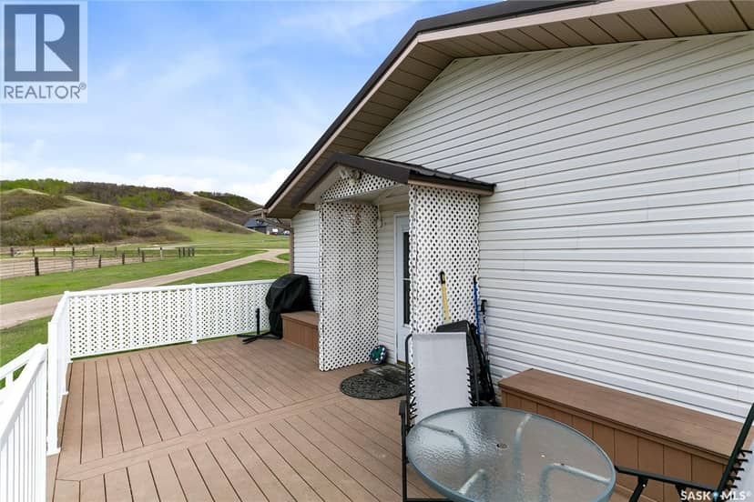 Ludwig Acres - Nestled in the Qu'Appelle Valley — photo 28 of 40
