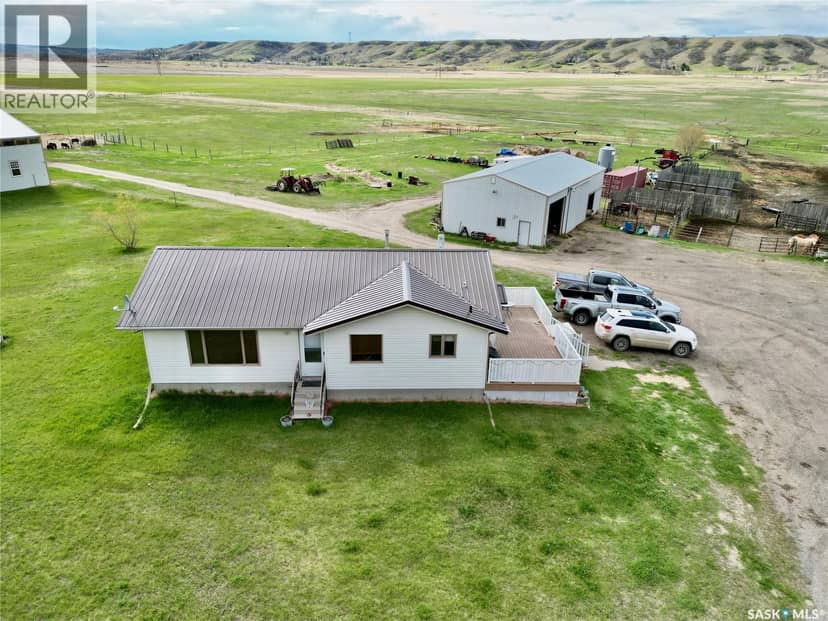 Ludwig Acres - Nestled in the Qu'Appelle Valley — photo 30 of 40