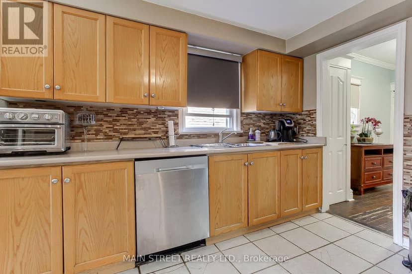 19 Macdonald Street — photo 14 of 29