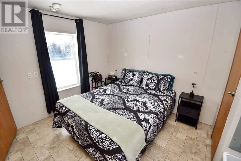 5261 Highway 17 Unit# 1, Markstay, photo 8