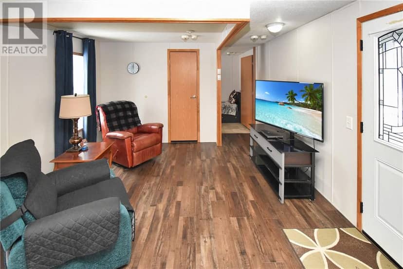5261 Highway 17 Unit# 1, Markstay, photo 4