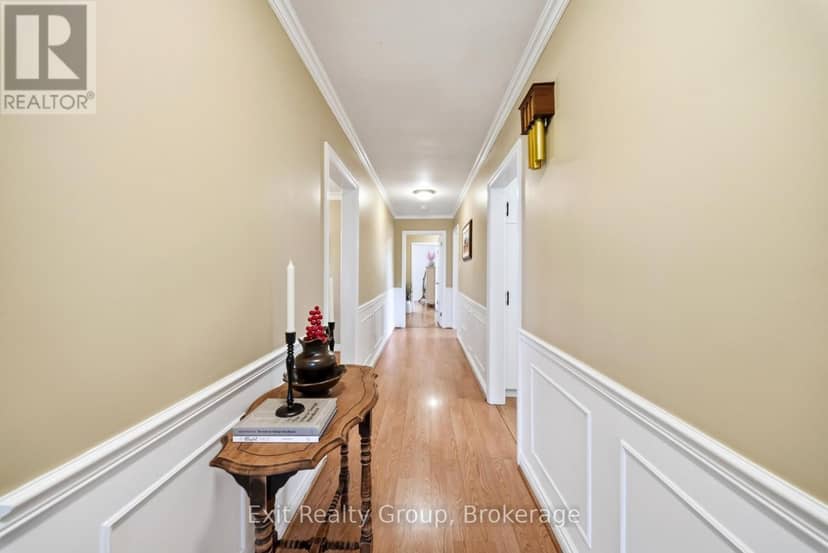 168 North Shore Road — photo 11 of 40