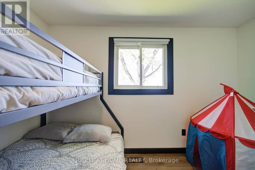43 West Street — photo 17 of 40