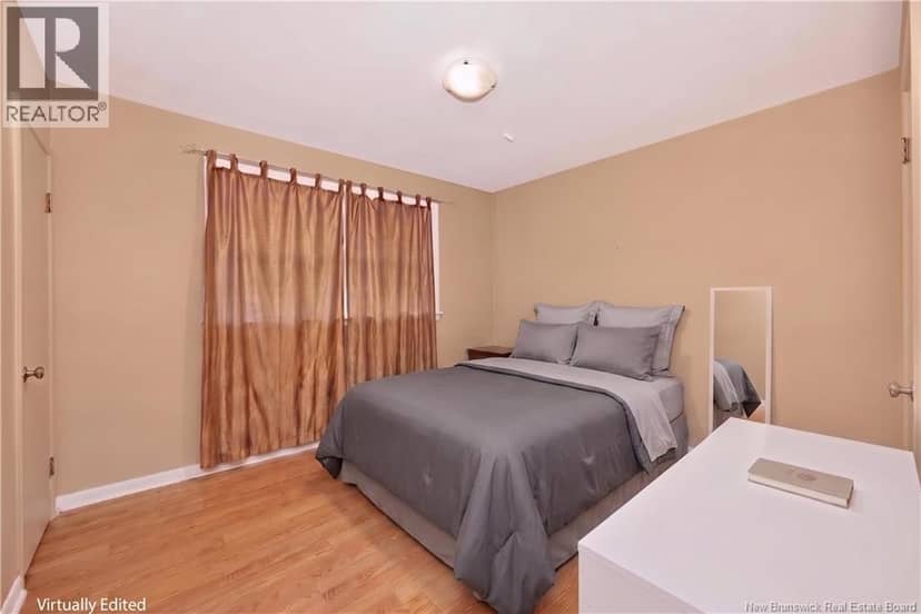 190 Maple Street — photo 13 of 34