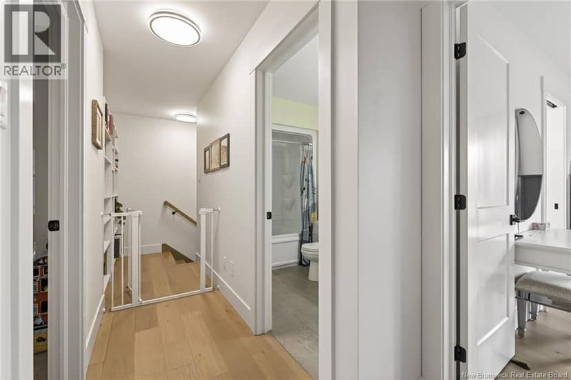 458 Gaspé Street — photo 19 of 40