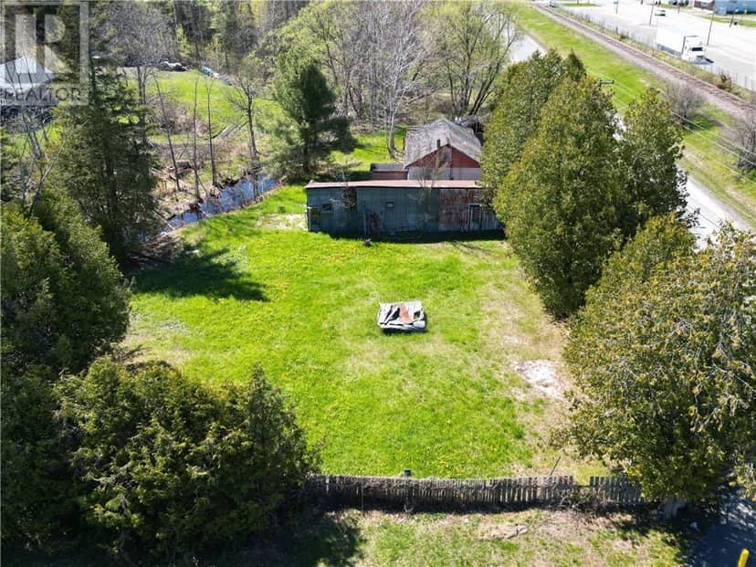 26 & 28 Algoma Street, Spanish, photo 4